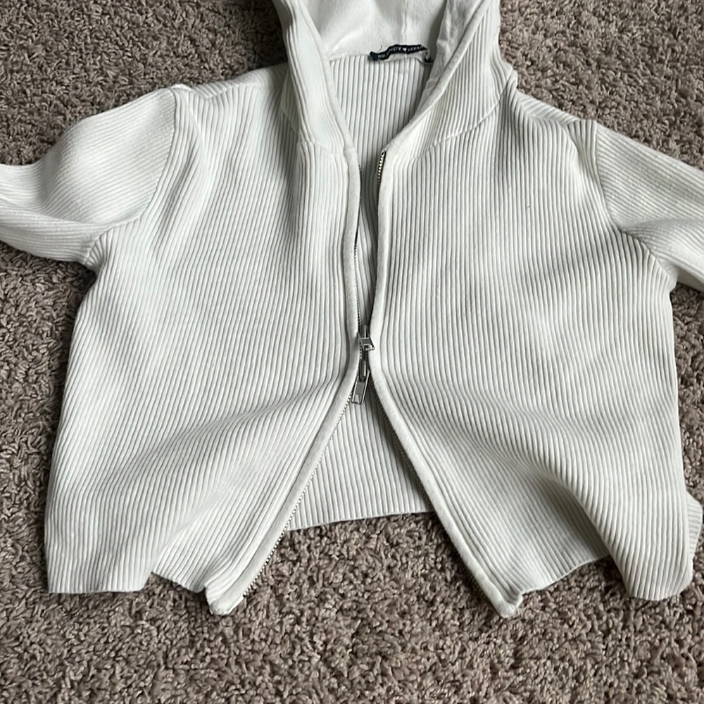 White brandy Melville duo zipper jacket